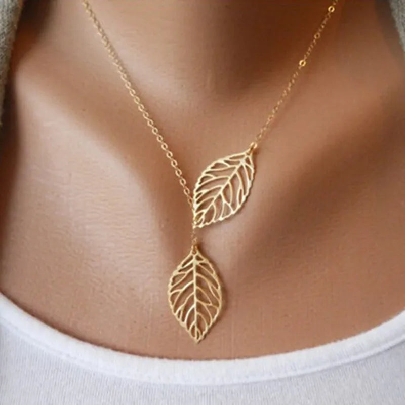 Collier clavicule double feuilles pour femme